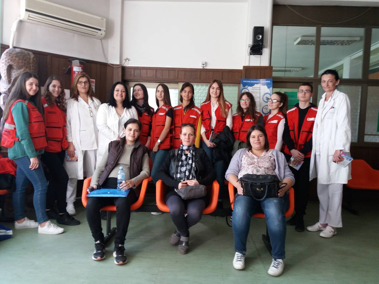 Волонтерке ЦК Јагодина на предавању у Дому здравља