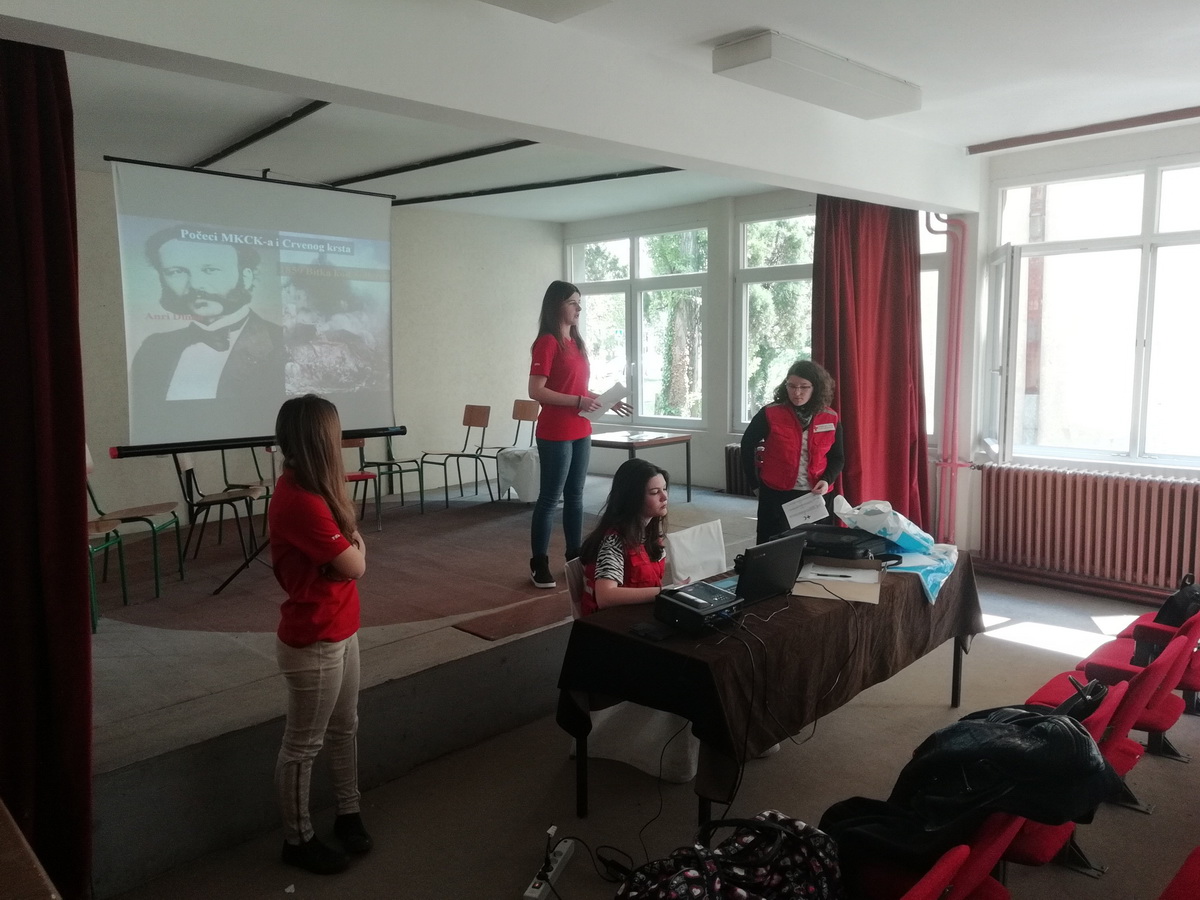 Дифузија у Првој техничкој школи